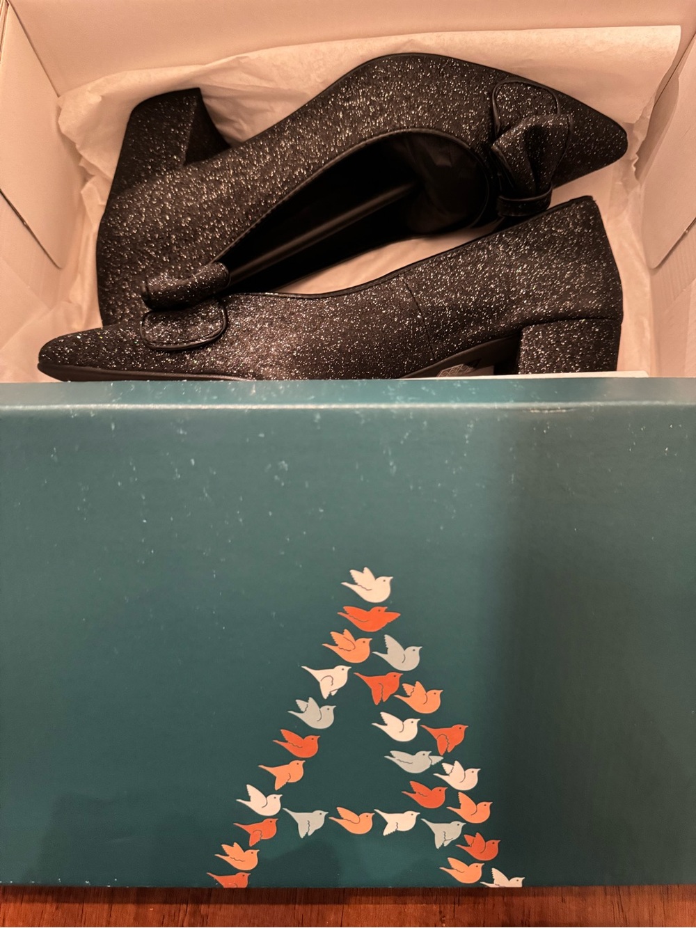 Farylrobin Anthropologie Black Glitter Pointed Bow Heels Size 37 NWT - Picture 2 of 4